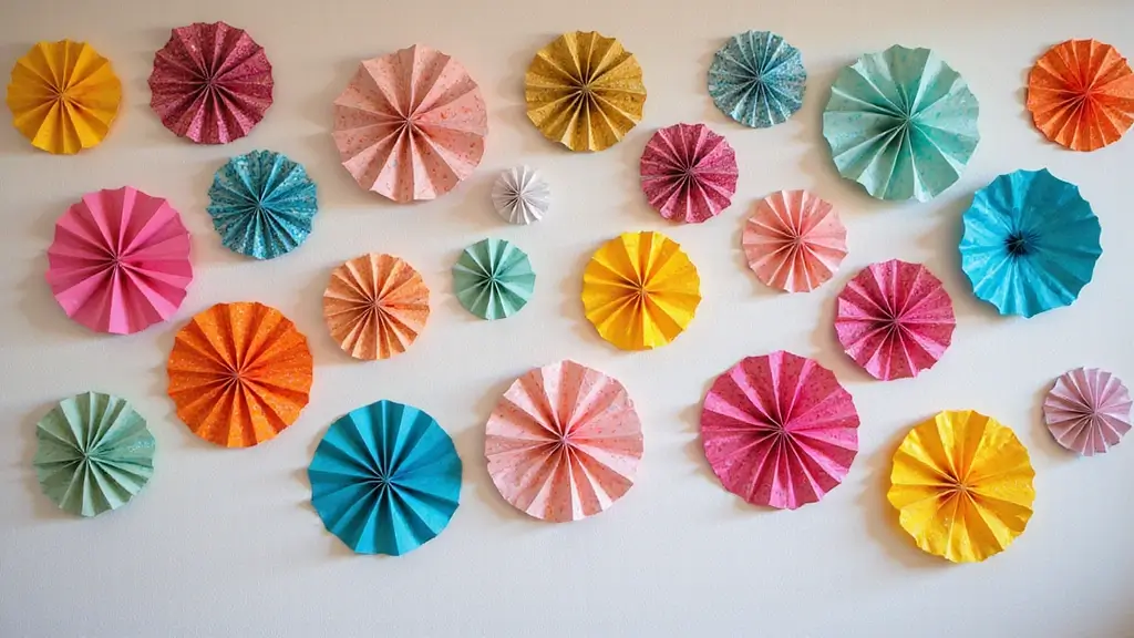 30+ Wall Hanging Craft Ideas With Paper That Decorate Any Room